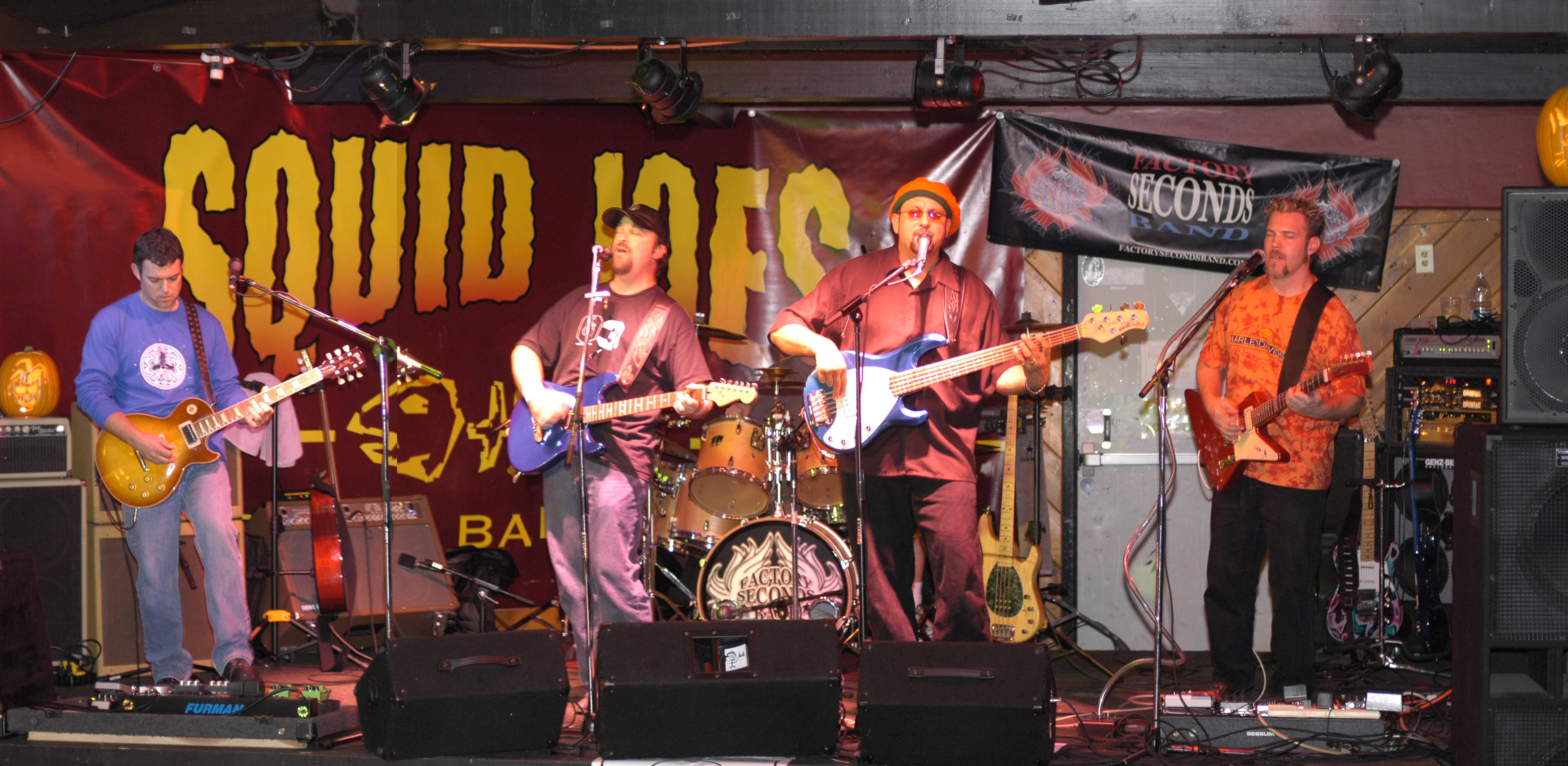 Squid Joes 10-28-2005 photo 7